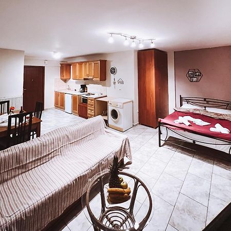 Picollino Appartement Xylokastro Buitenkant foto